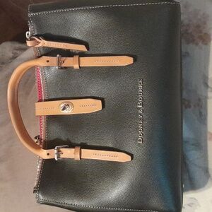 Dooney & Bourke bag